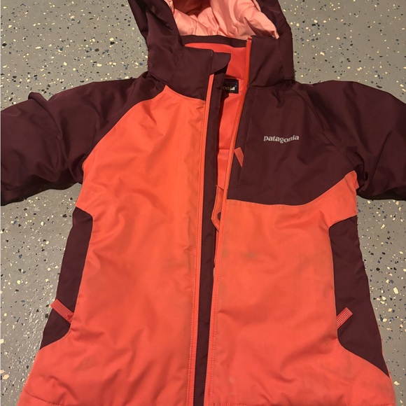 Kids XS 5/6 Patagonia winter jacket. VGUC - Picture 3 of 8